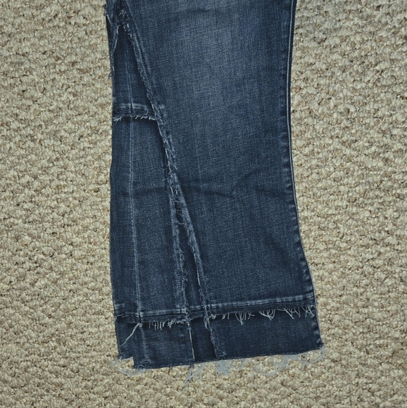 Liverpool Jeans Flared Distressed High Rise Crop Blue Denim Women's 12/31 - Picture 3 of 6